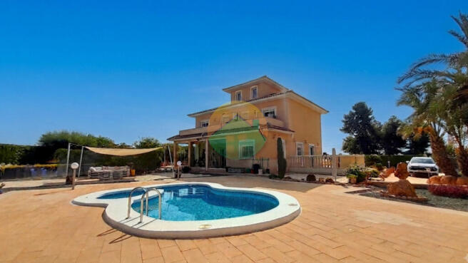 4 Bedroom Detached For Sale-TOT22-1
