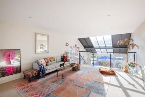 Ilminster Gardens, Battersea, SW11