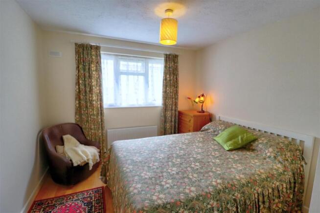bedroom 2 .jpg