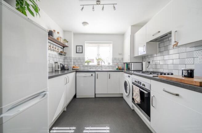 1435938-4-69caab9065fcc