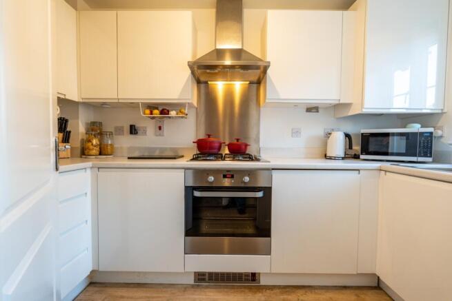 Hoelion Grove, Rogerstone photo 4