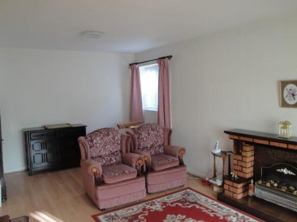 Lounge & Dining Room