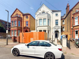 Flat 5, 3, Thurleigh Road, London SW12 8UB