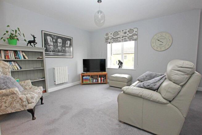 2 bed Apartment for sale Image 5