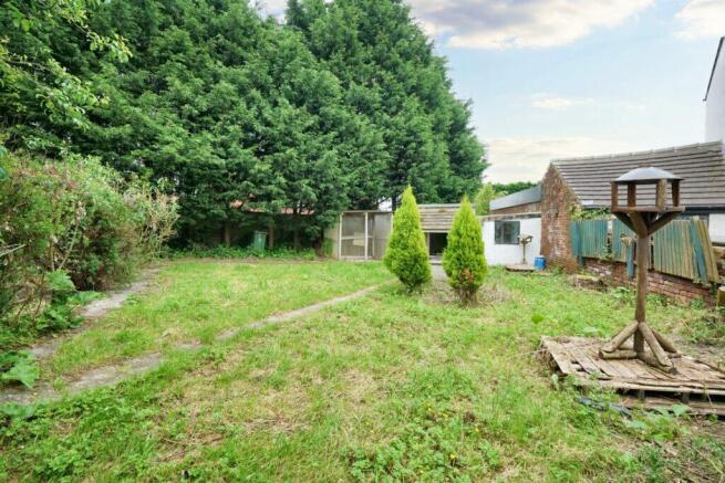 Derby Road, Ripley - Garden