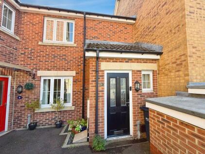 Fox Dene View, Greenside