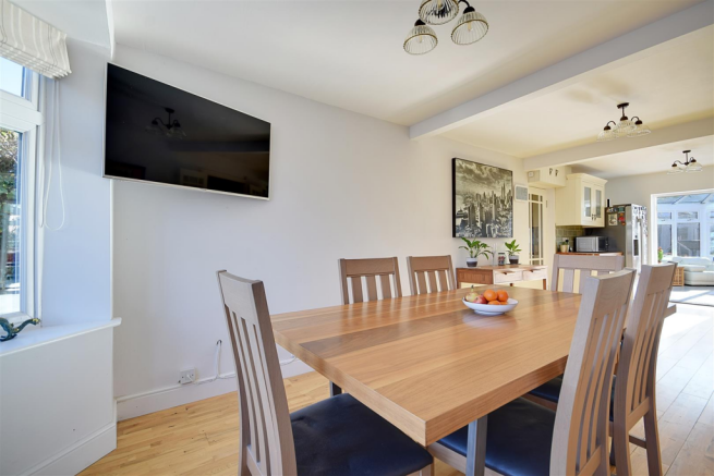 Kitchen / dining room