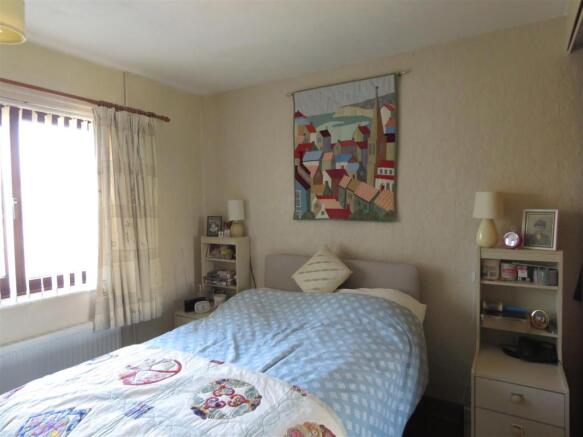 Master Bedroom 2.JPG
