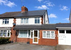 25, Oak Barn Road, Halesowen B62 9DN
