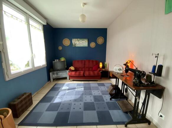 Photo 3