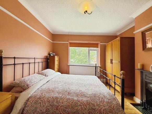 pbox-bedroom-326582.jpg