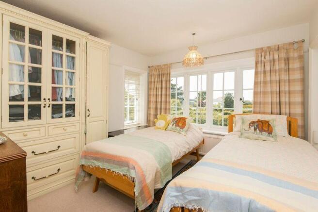 bed 3