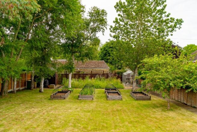 Generous gardens