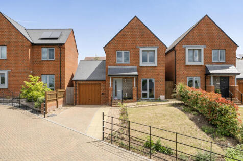 Ash Drive, West End, Southampton, Hampshire, SO30