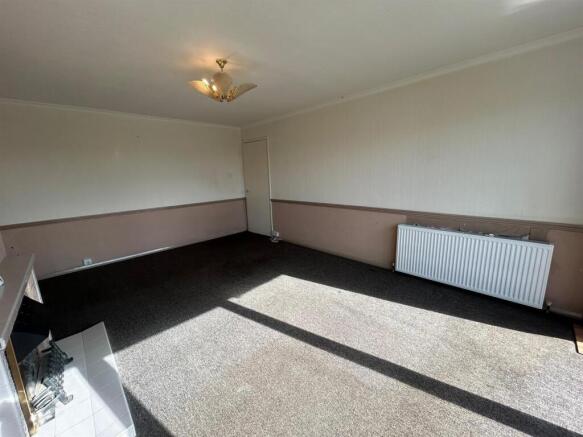 lounge 2.jpg