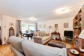 44, Netherby Park, Weybridge KT13 0AQ
