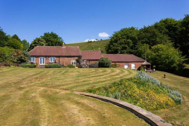 5 bed Barn Conversion for sale Image 5