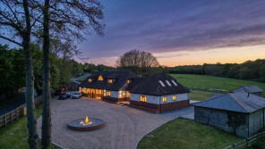 44 The Crest, King Hill, West Malling ME19 4PL