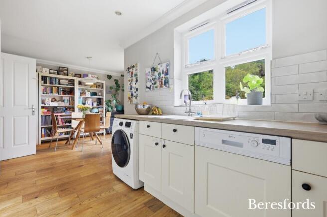 Kitchen/Dining