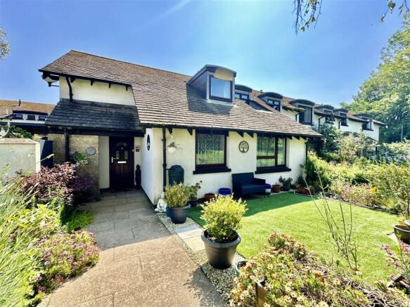 Front Of Property.jpg