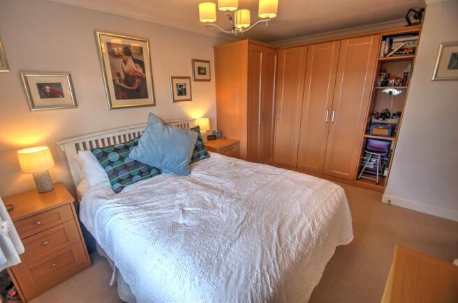 Huntley Grove Bed 1.2