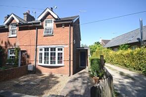 1, Dolby Terrace, Ifield Road, Charlwood RH6 0DN