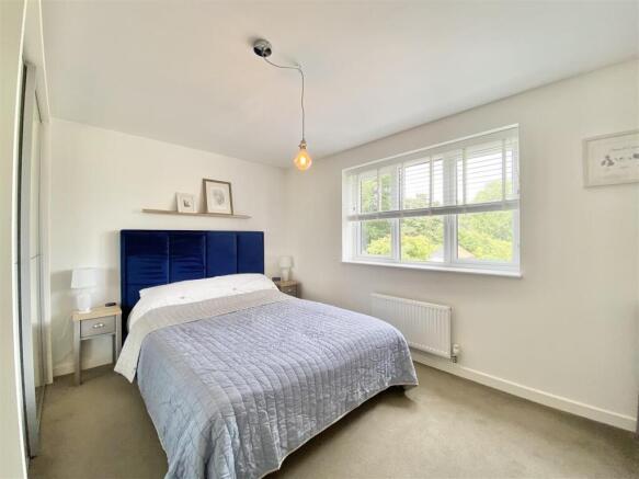 3 bed Detached for sale Image 8