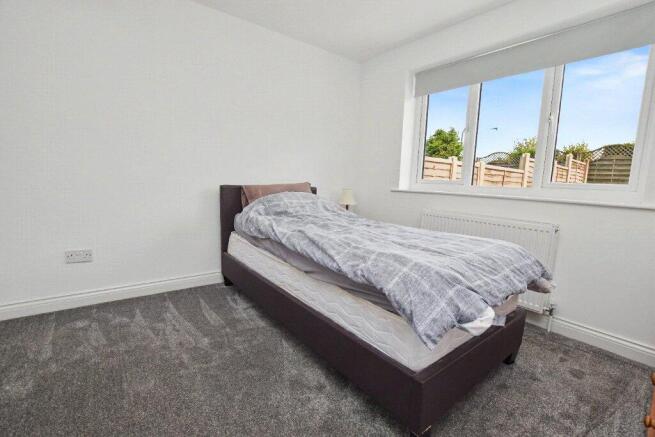 2 bed Bungalow for sale Image 7