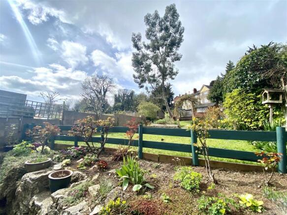 GARDENS
