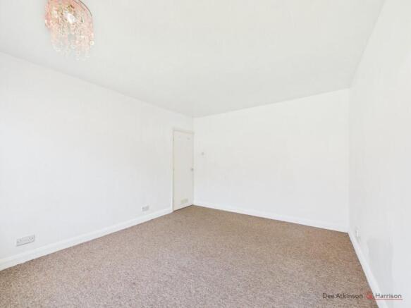 2 bed Semi-Detached Bungalow for sale Image 9