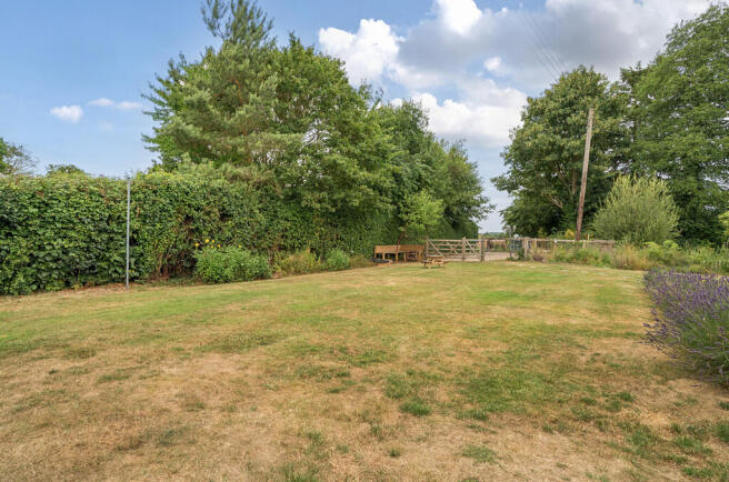 1326327-2-6876892...