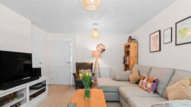 3 bed Semi-Detached for sale Image 7