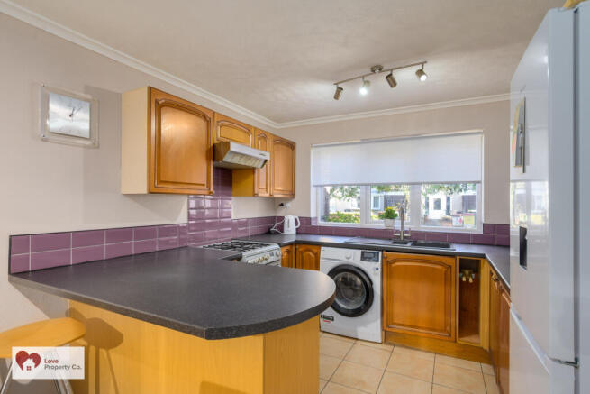 Worcester Walk, Marston Green, Solihull, B37 5NZ photo 3