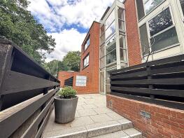 Flat 6, 2 Acers, Elmstead Lane, Chislehurst BR7 5RL