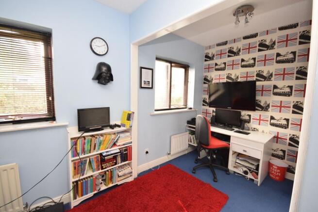 Photo 10
