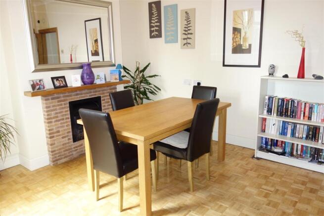 Breakfast area.JPG