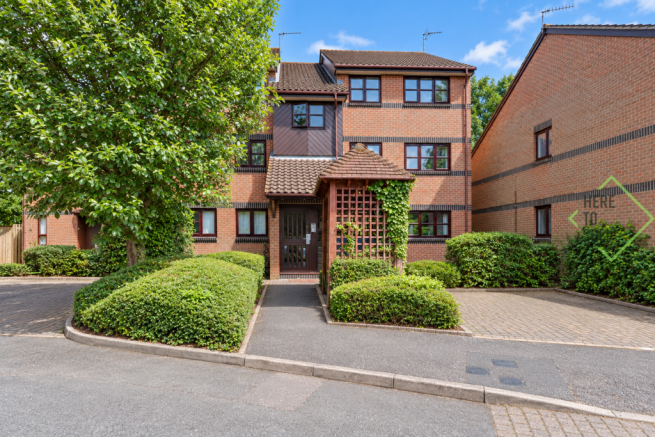 Hamburgh Court, Cheshunt, EN8- parking