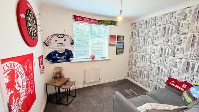 3 bed Semi-Detached for sale Image 10