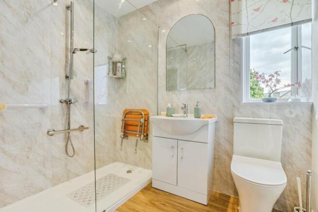 2 bed Cottage for sale Image 9