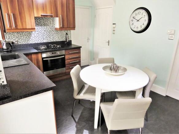 Kitchen dining ro...