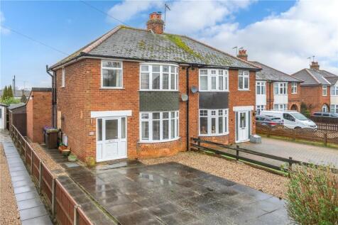 North Parade, Sleaford, Lincolnshire, NG34