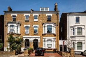 Flat 3, 39, Arlington Gardens, Chiswick, London W4 4EZ