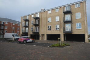 Flat 5, 22, Houghton Way, Bury St. Edmunds IP33 3FZ
