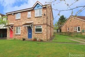 17, Whimbrel Close, Bradford BD8 0RJ