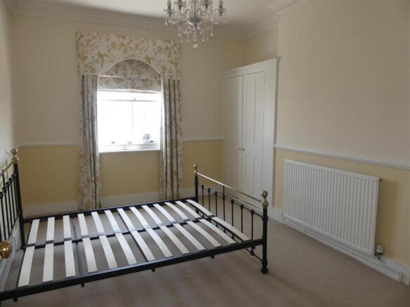 Bedroom 2.JPG