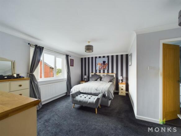CAM01520G0-PR0085-STILL010.jpg