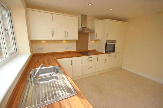 19 Coopers Close