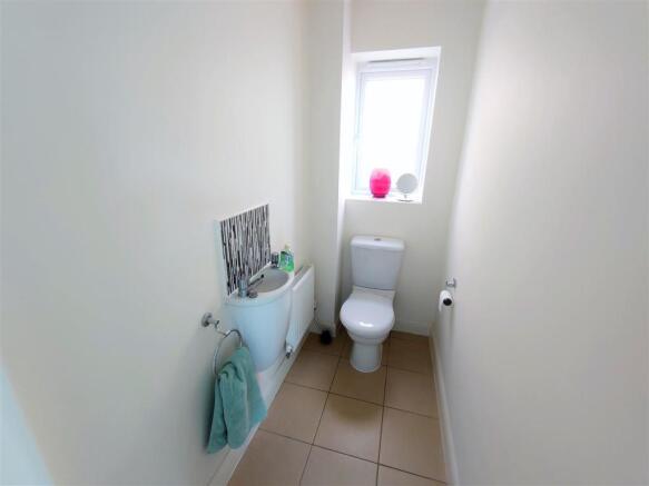 Guest WC.jpg