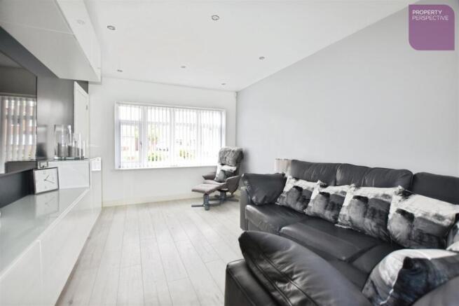 Lounge Dining Kitchen