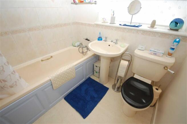 Bathroom / W.C
